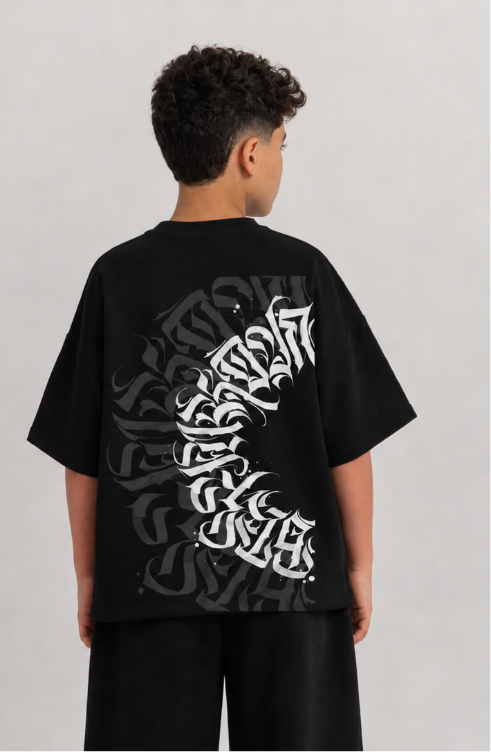 Oversized Dark Graffiti